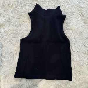 Black sleeveless tank
